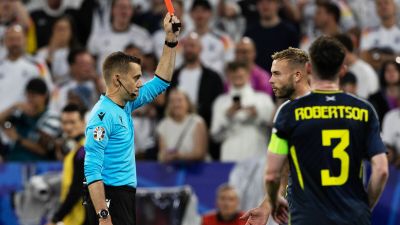 Şotlandiya millisinin üzvü 2 oyunluq cəzalandırıldı